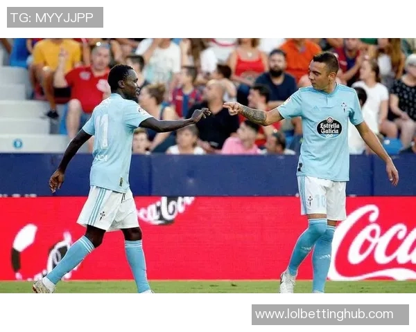 西甲精彩对决里昂绝杀那不勒斯补时进球引发转会热议